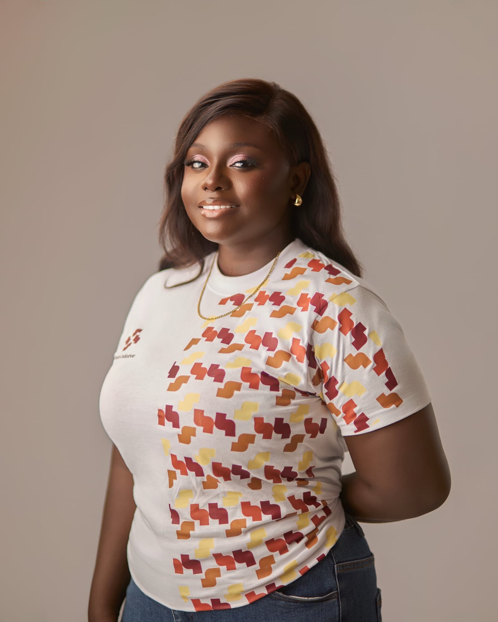 Portrait of Mofaramola Amosu, Programs & Community Director